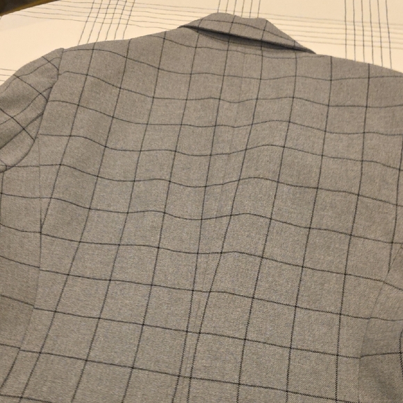Calvin Klein Women's Gray Checkered Blazer - Picture 5 of 7